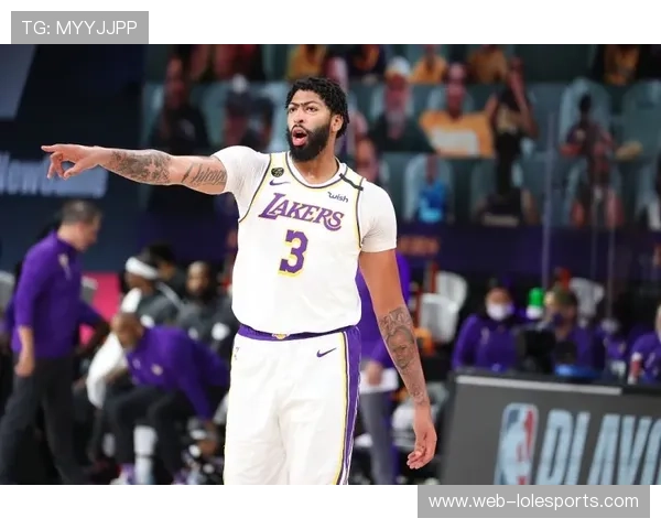 王哲林体脂率下降显成效，上海内线双塔压制广厦取22分大胜